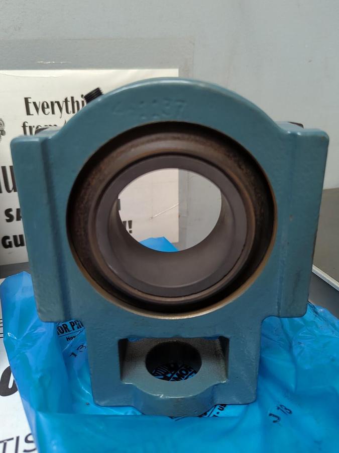 DODGE,033926 WSTU-LT10-208,TAKE-UP BEARING UNIT NON-COLLAR 2-1/2 INCH BORE NOS