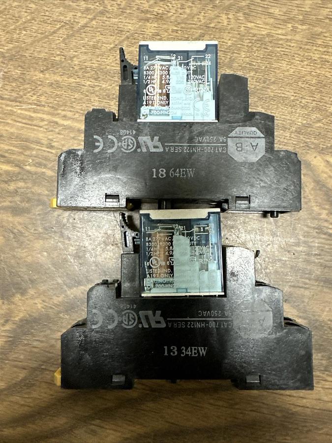 Used Allen Bradley,700-HN122,w/700-HK32Z24 Relay Lot of 2