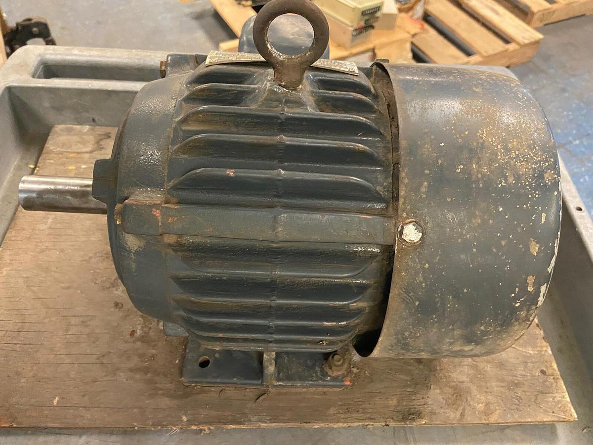 Dayton,3K77A,Motor 3Hp 1765RPM 208-230/460V Frame 182T