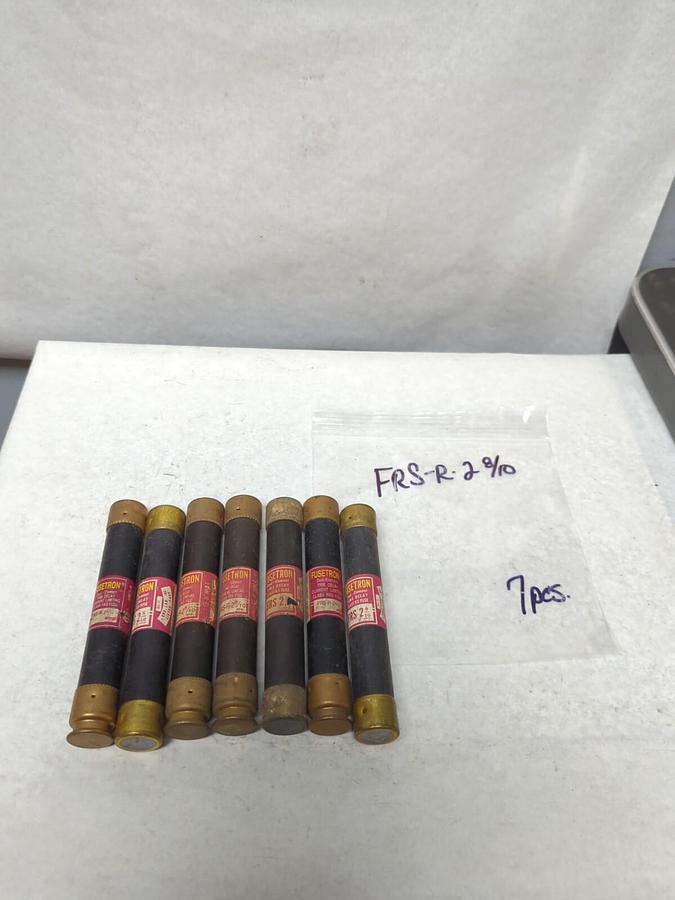 Used COOPER BUSSMANN,FRS-R-2-8/10,FUSETRON 2-8/10 AMP FUSE LOT OF 7 PRE-OWNED