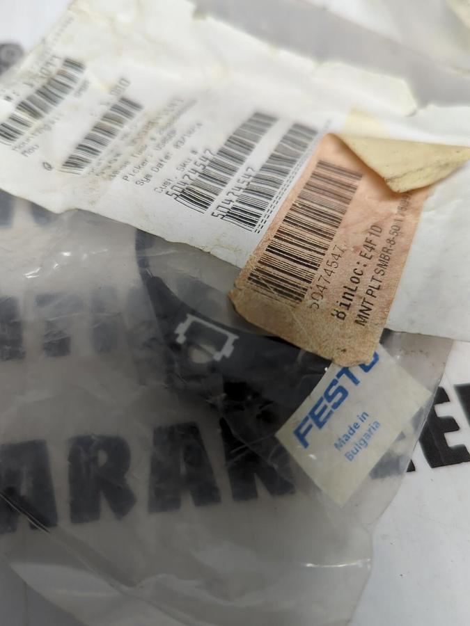 FESTO,175099 SMBR-8-50,PROXIMITY SWITCH MOUNTS LOT OF 2 NEW