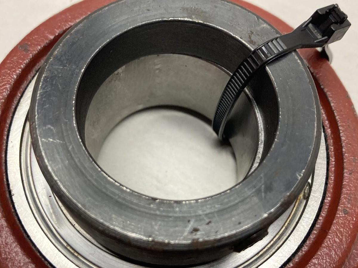 Delco,NDH-R4FE,4-Bolt Flange Bearing 1-11/16 Inch