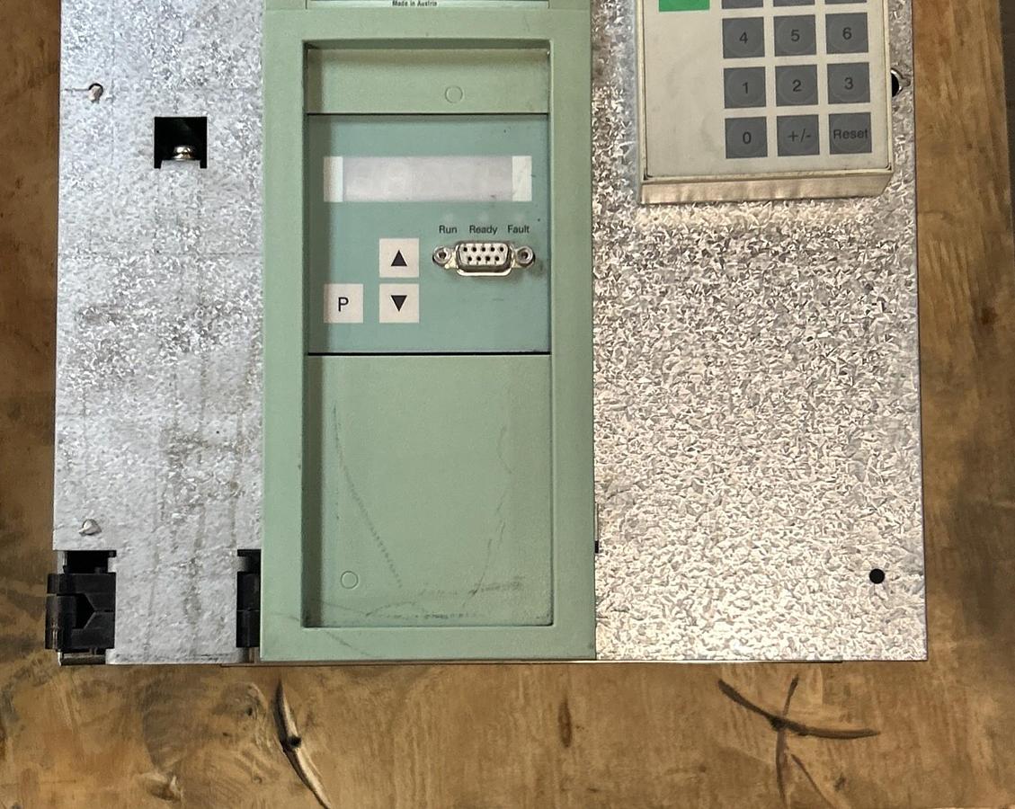 Used SIEMENS,6RA7031-6FV62-0-Z,SIMOREG DC-MASTER DRIVE 480V NO COVER