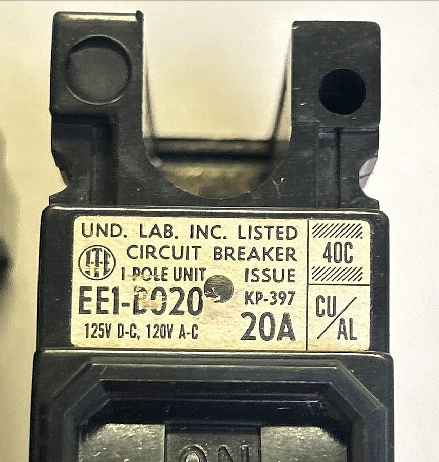 Used ITE,EE1-B020,CIRCUIT BREAKER 20A 120V 1P LOT OF 2