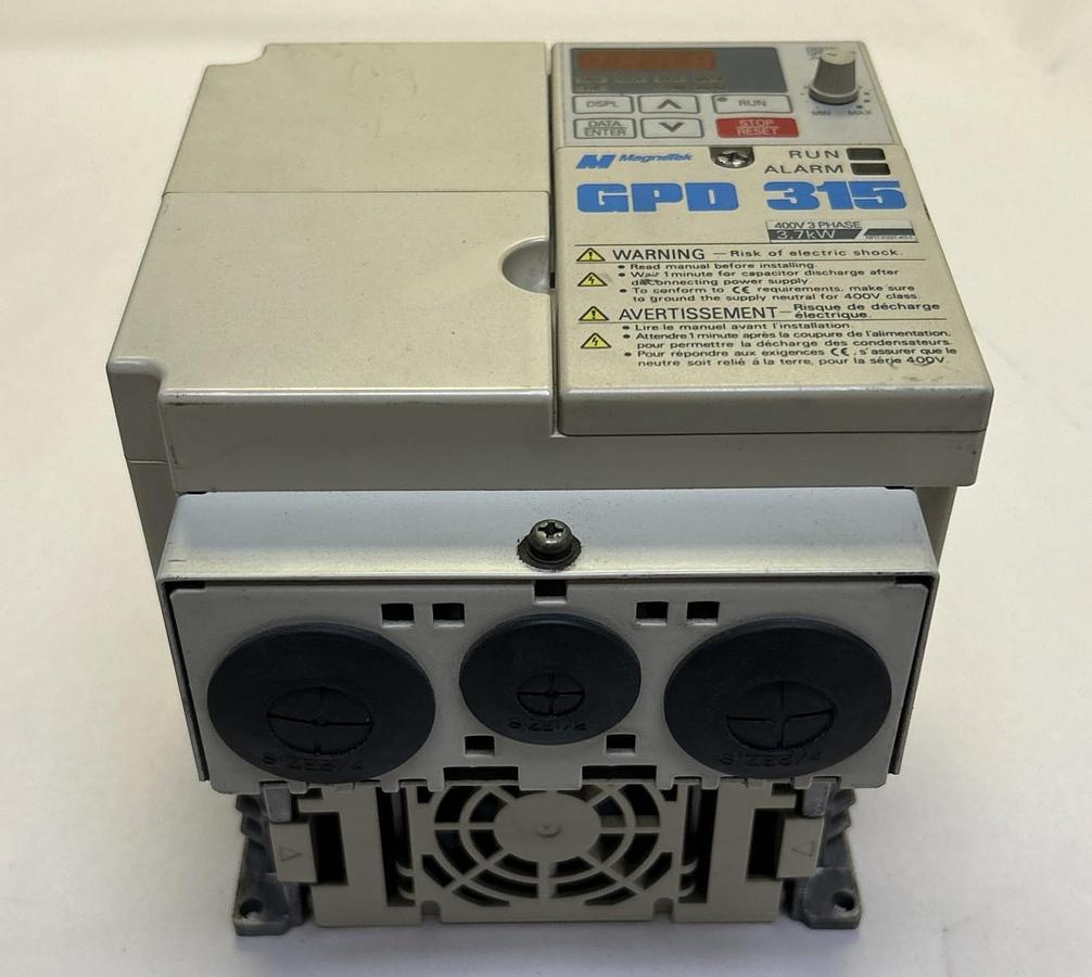 Used MAGNETEK,MVB009,AC DRIVE 5HP 400V 3PH 3.7KW