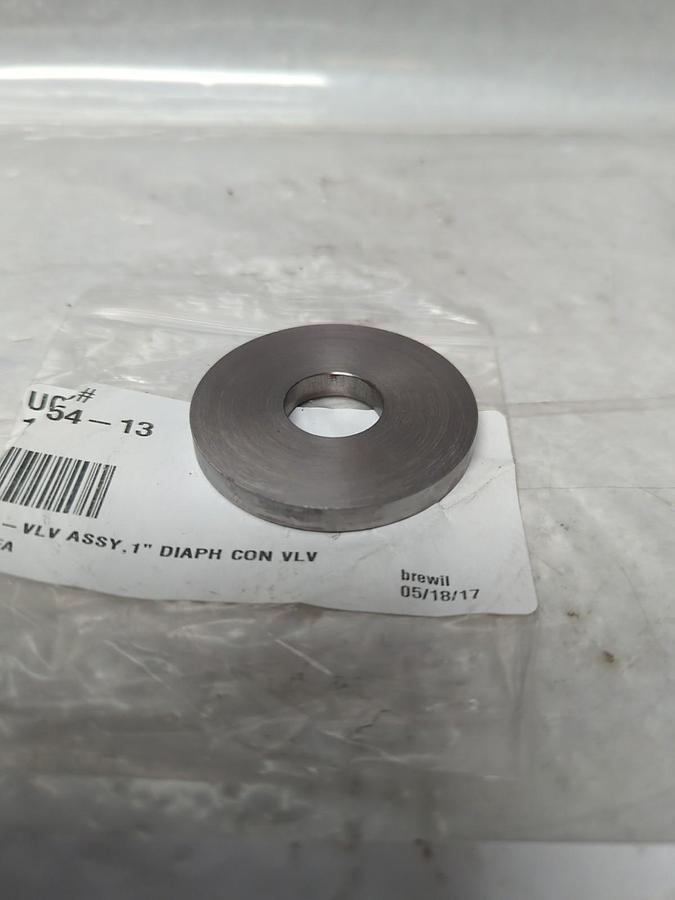 UCC,1954-13,SEAT VALVE ASSEMBLY 1 INCH DIAPH CON VLV NOS