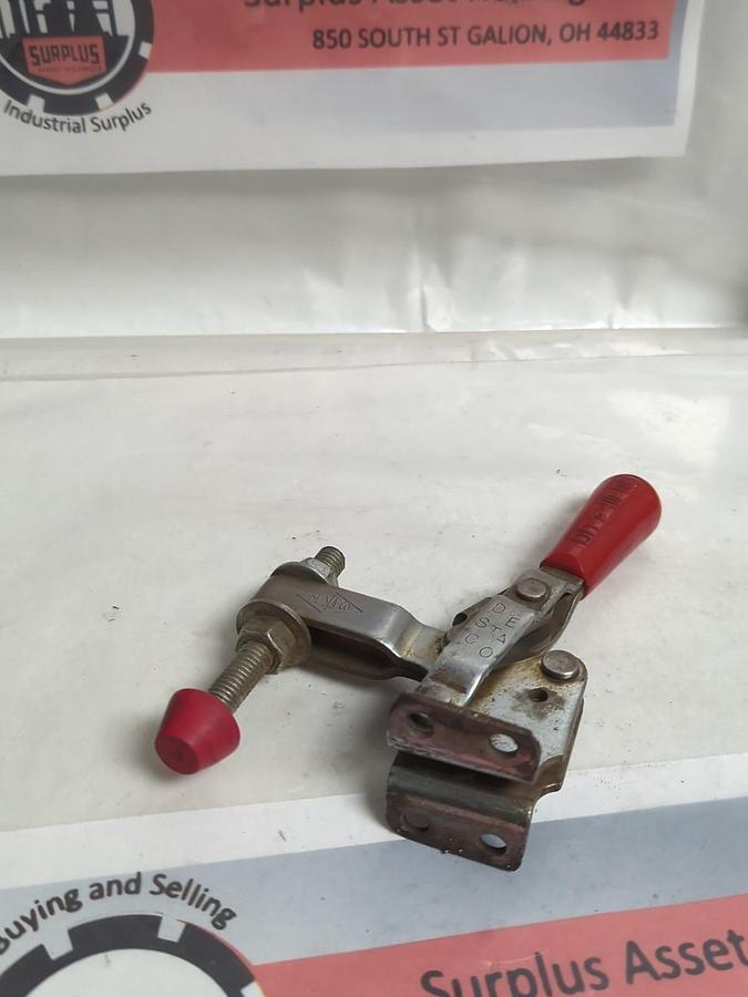 Used DESTACO,207-U,HOLD DOWN LOCKING TOGGLE CLAMP PRE-OWNED