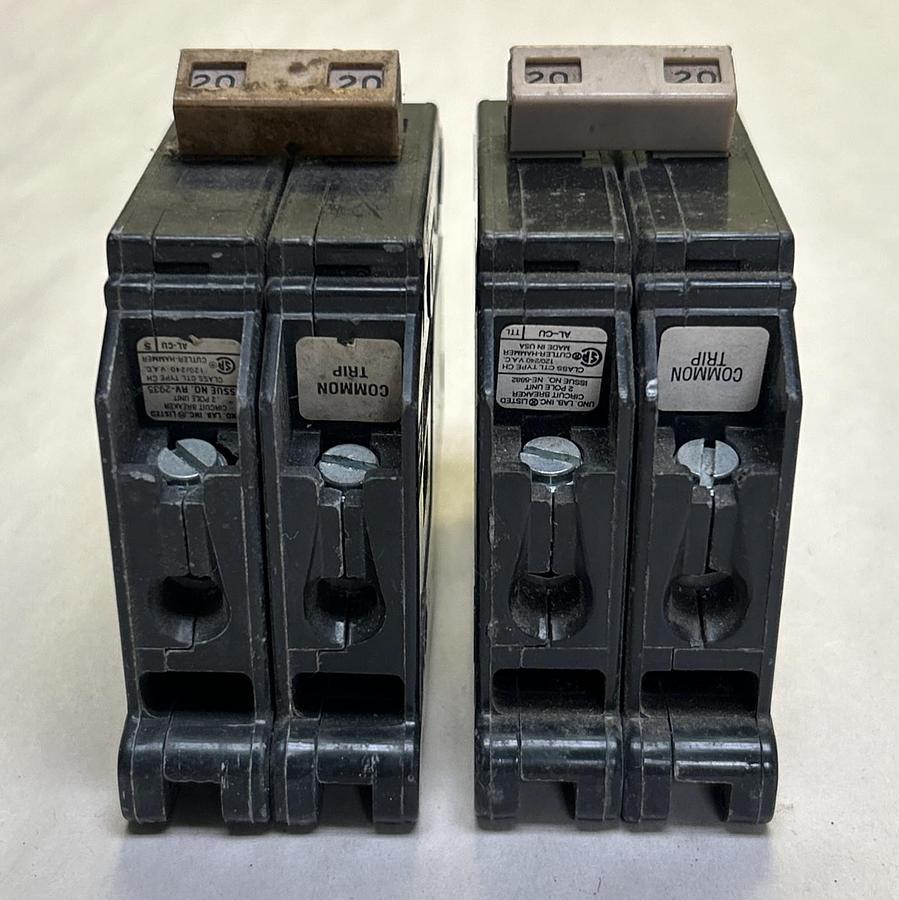 Used CUTLER-HAMMER,CH220,CIRCUIT BREAKER 20A 120/240V 2P LOT OF 2
