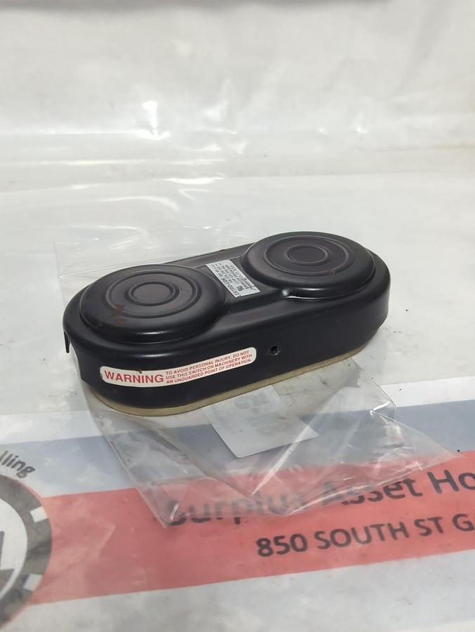 Used LEKTRO-LOK,L-2-S,ROCKER ACTION FOOT SWITCH PRE-OWNED