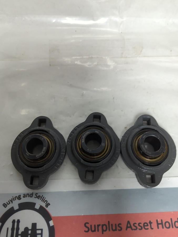 Used SEALMASTER,LFT-12,2-BOLT FLANGE BEARING 3/4 INCH BORE LOT OF 3 PRE-OWNED