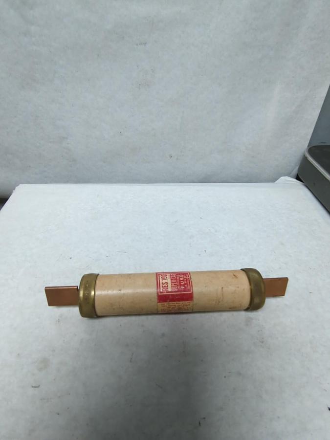 Used COOPER BUSSMANN,RES 100,SUPER-LAG RENEWABLE 100 AMP FUSE PRE-OWNED