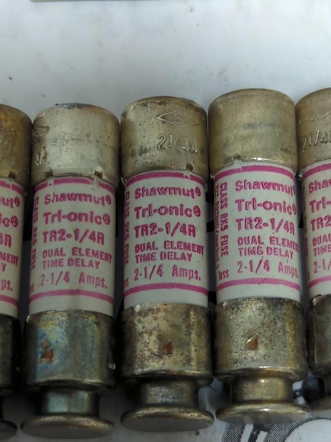 GOULD SHAWMUT,TR 2-1/4R,TRI ONIC 2-1/4 AMP FUSES BOX OF 10 NEW