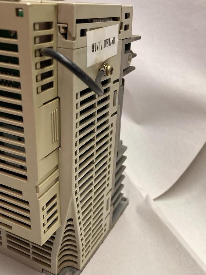 Yaskawa,SGDH-30AE,Servopack AC Drive 3kW 200-230V