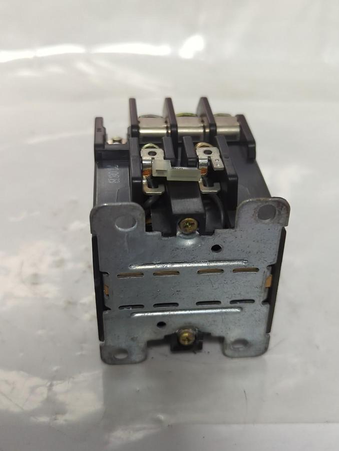 Used FUJI ELECTRIC,1FC0T0211,CONTACTOR TYPE FMCa-SUL PRE-OWNED