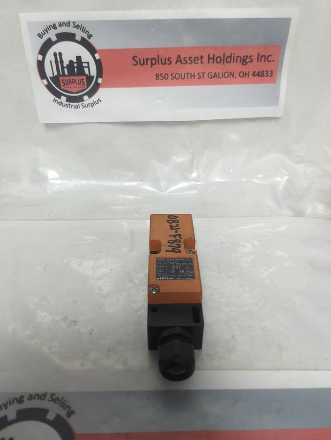 Used EFECTOR,IME2015BFBOA,INDUCTIVE PROXIMITY SENSOR PRE-OWNED