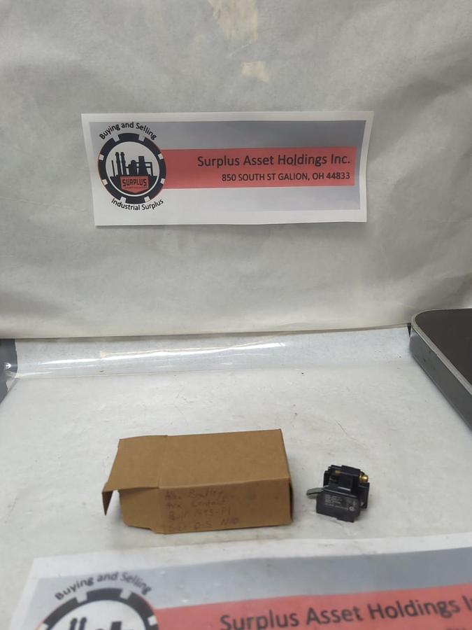 ALLEN BRADLEY,1495-F1,AUXILIARY CONTACT KIT NEMA SIZE 0 & 1 NOS