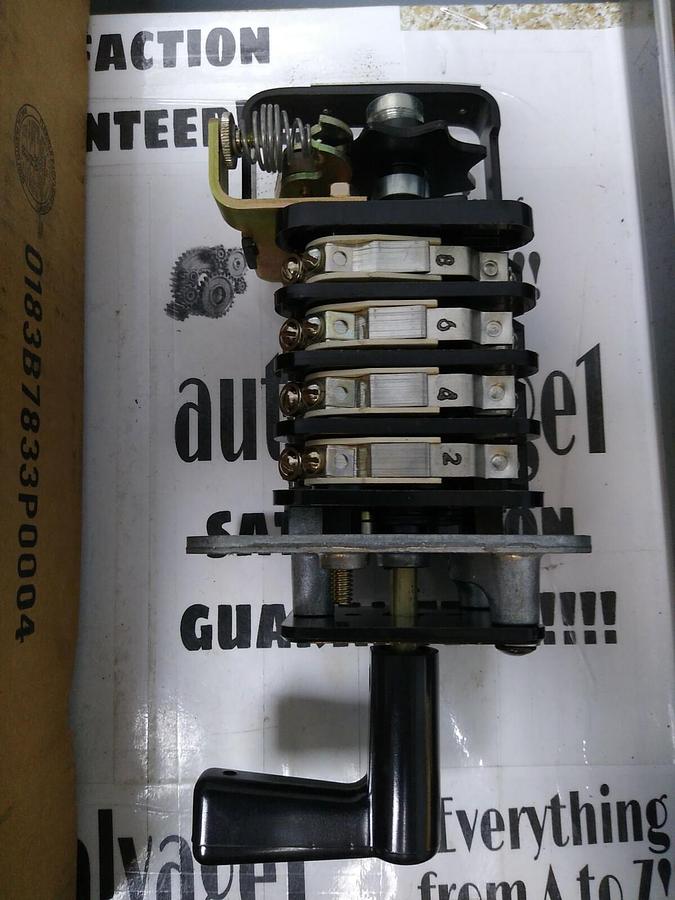 Used General Electric,16SB9DB4A77SSM2P,Rotary Switch TYPE SB-9 NOS