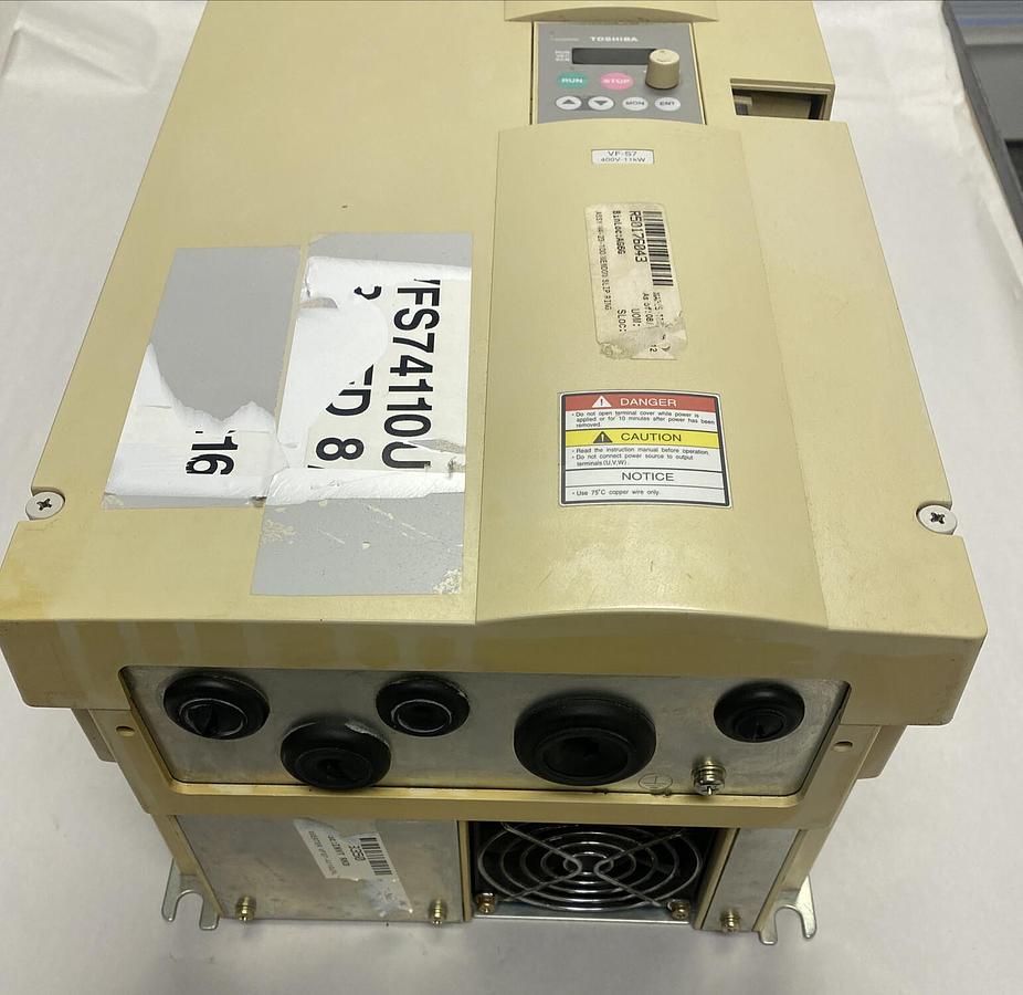 Used TOSHIBA,VFS7-4110UPL,TRANSISTOR INVERTER