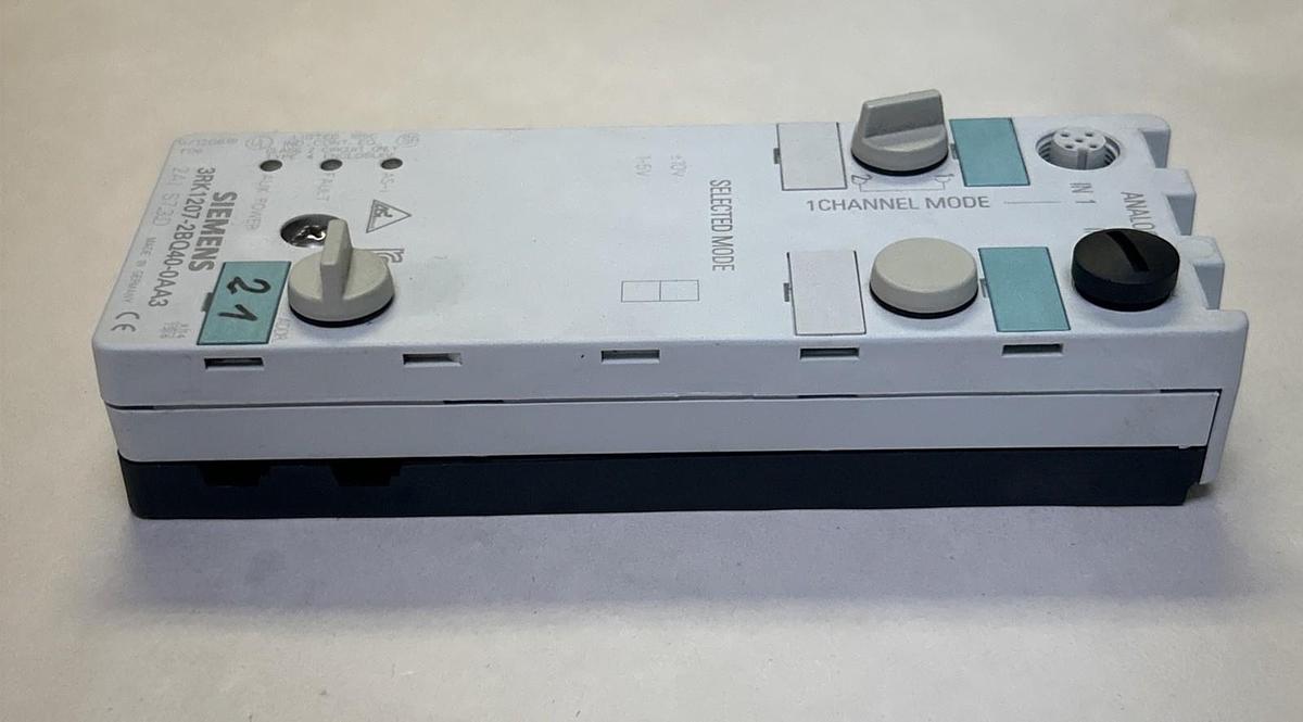 Used SIEMENS,3RK1207-2BQ40-0AA3,COMPACT INPUT MODULE