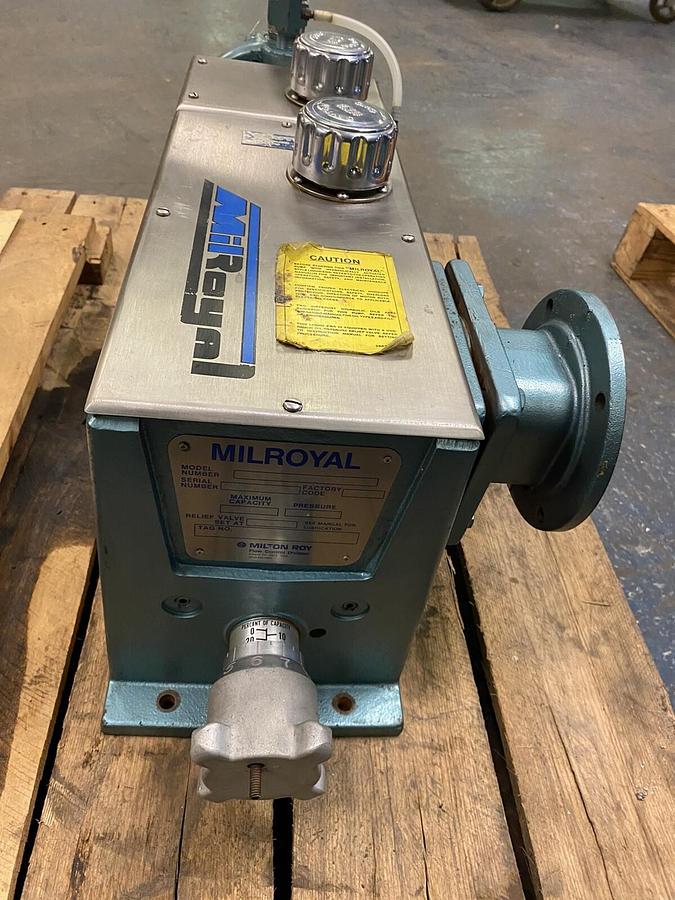 Used MILTON ROY,MBD18B28B1M,MILROYAL METERING PUMP 76GPH