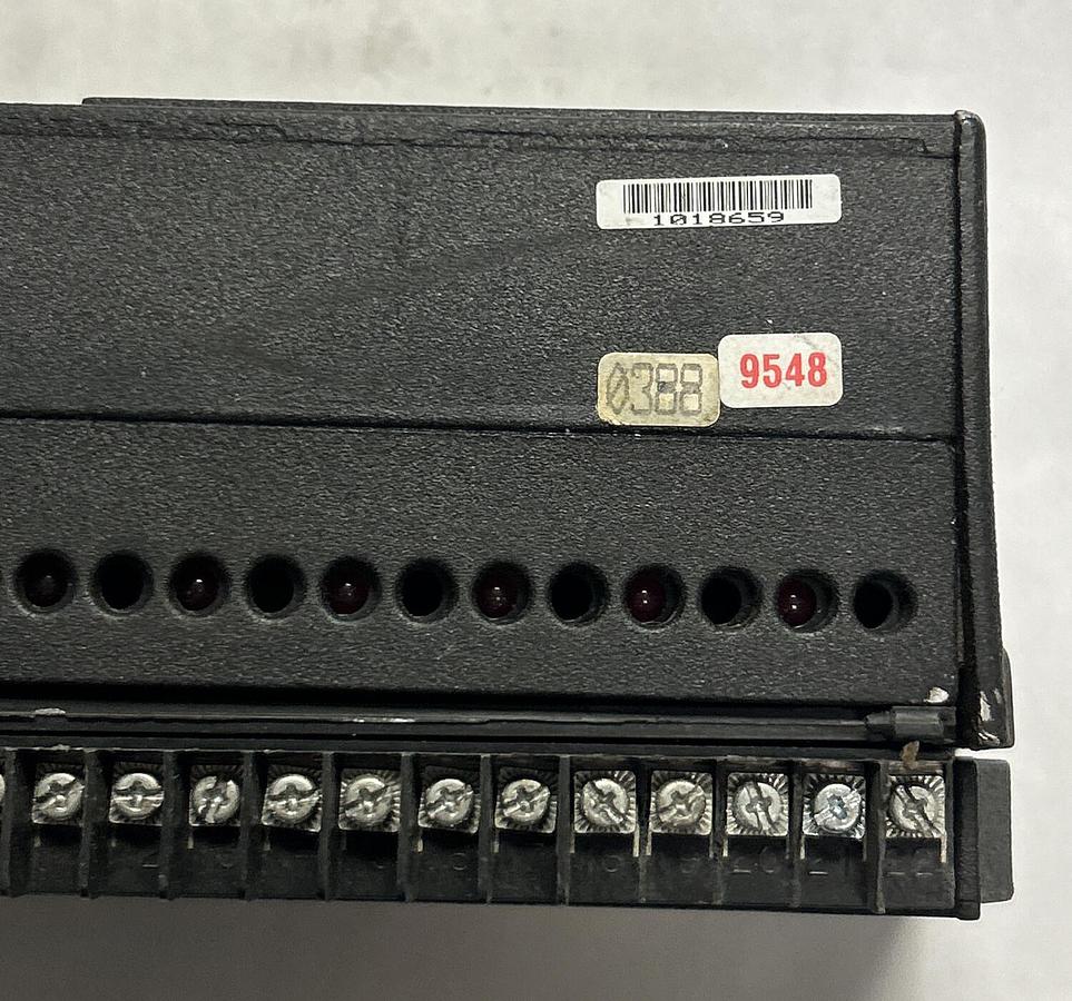 Used GE FANUC,IC660EBS100/IC660EBS100K, GENIUS BLOCK I/O MODULE