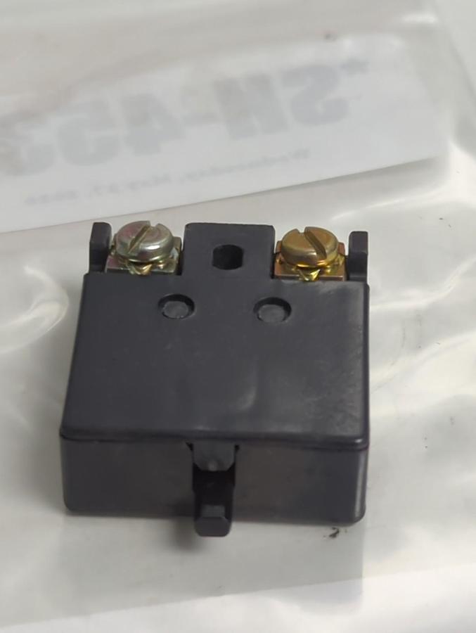 Used ALLEN BRADLEY,595-A02,SERIES A AUXILIARY CONTACT PRE-OWNED