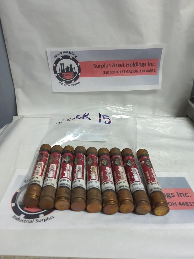 Used LITTELFUSE,IDSR15,INDICATOR 15 AMP FUSE LOT OF 9 PRE-OWNED