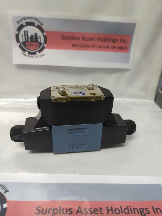 Used CONTINENTAL HYDRAULICS,VSD03M-3F-GB-60L-A,VALVE 120/110VAC 60/50HZ 21 WATTS