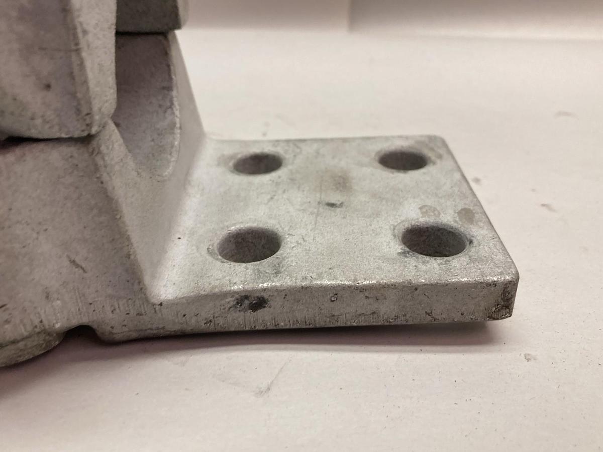 Used Burndy,M18A-4-62,Aluminum Bolter Terminal