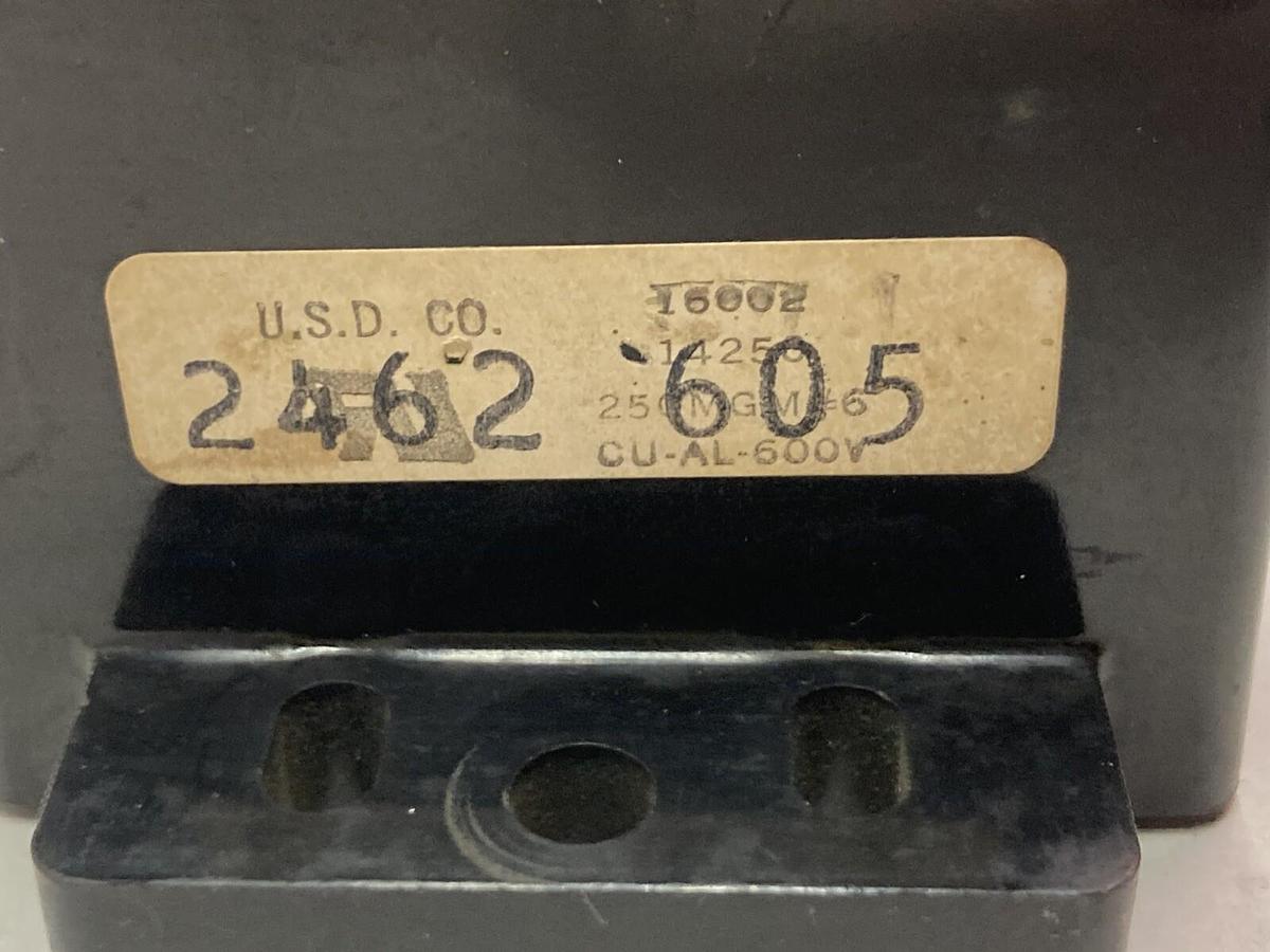 Used Bussmann,2462-605,Fuseholder