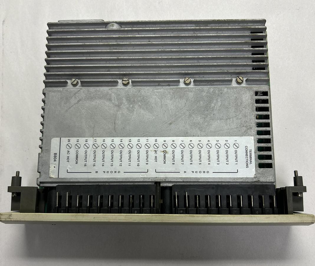 Used MODICON GOULD,AEG AS-B804-016,OUTPUT MODULE