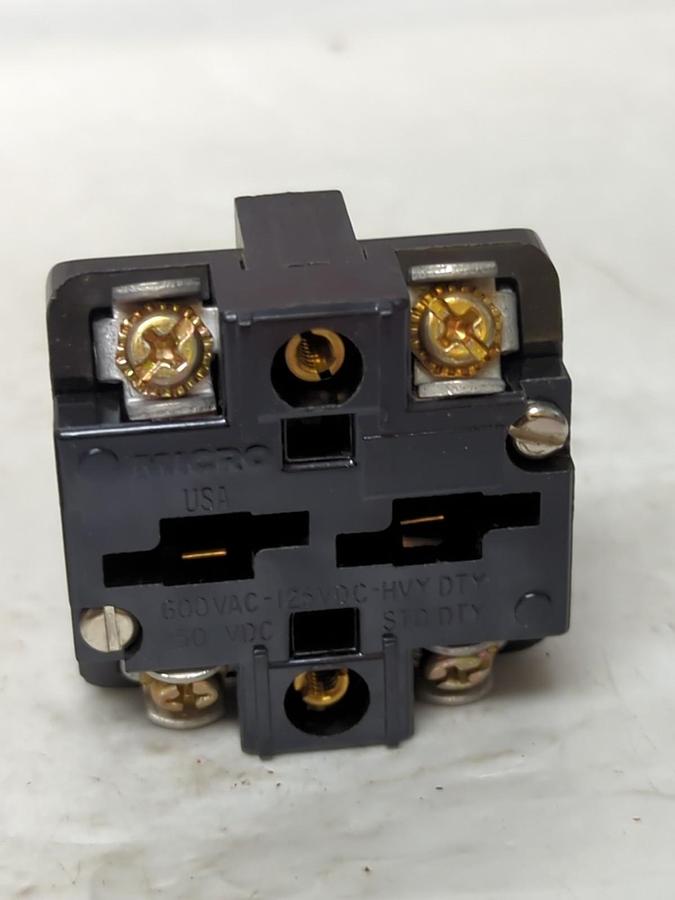 HONEYWELL MICRO SWITCH,PTCG,CONTACT BLOCK 600VAC-125VDC NOS