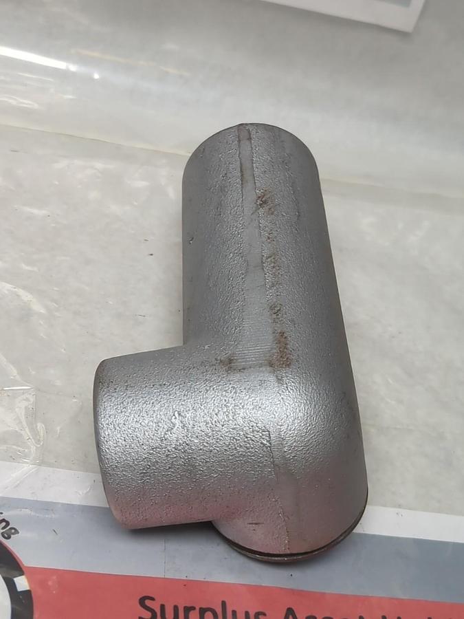 CROUSE-HINDS,LR-47,CONDUIT BODY 1-1/4 INCH WITH COVER NOS