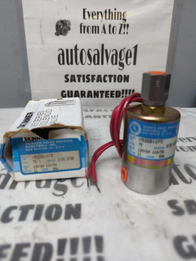 HONEYWELL,V53DB1075,SKINNER VALVE SOLEN 75 PSI  11 WATT ORIFICE 3/32 3/32 NOS