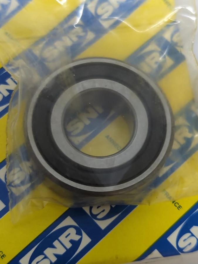 SNR,R10EE,SINGLE ROW BALL BEARING 17MMX35MMX9MM LOT OF 3 NOS