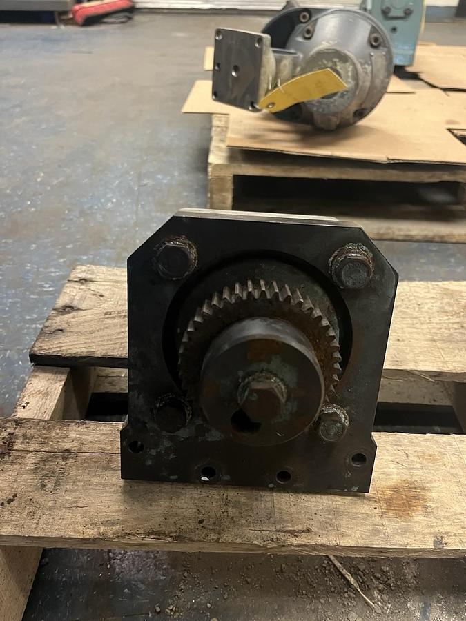 Used NIDEC SHIMPO,VRSF-81E-14BK14,ABLE GEAR REDUCER 81 RATIO MITSUBISHI,HF-KP23 MOTOR
