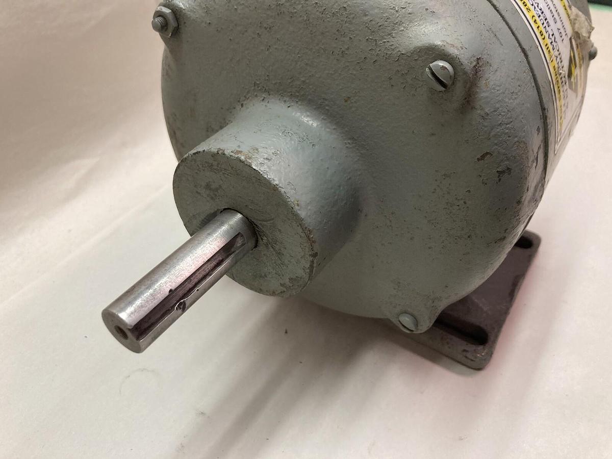 Used General Electric,5BC42AB2147A,Tachometer Generator 1000rpm 100V