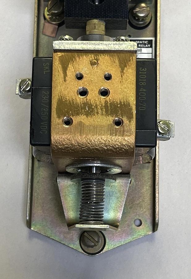 SQUARE D,9050-C0-1E,PNEUMATIC TIMING RELAY NOS