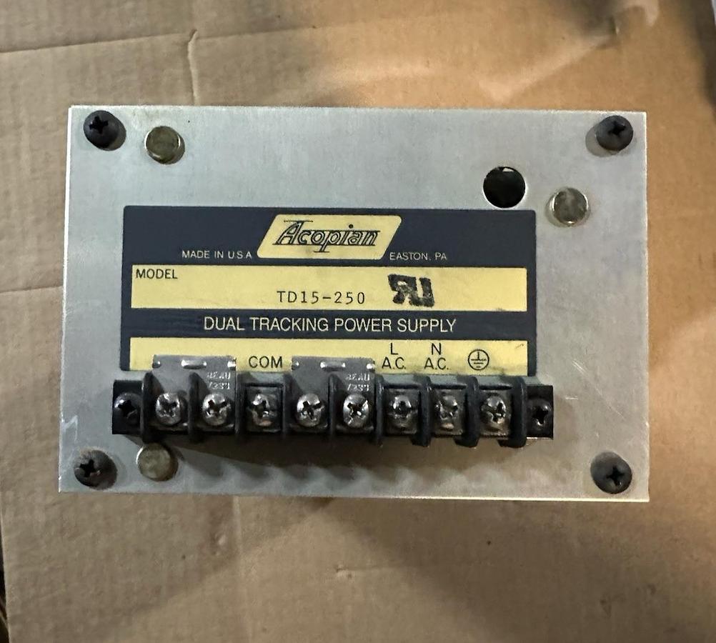 Used Acopian,TD15-250,Dual Tracking Power Supply