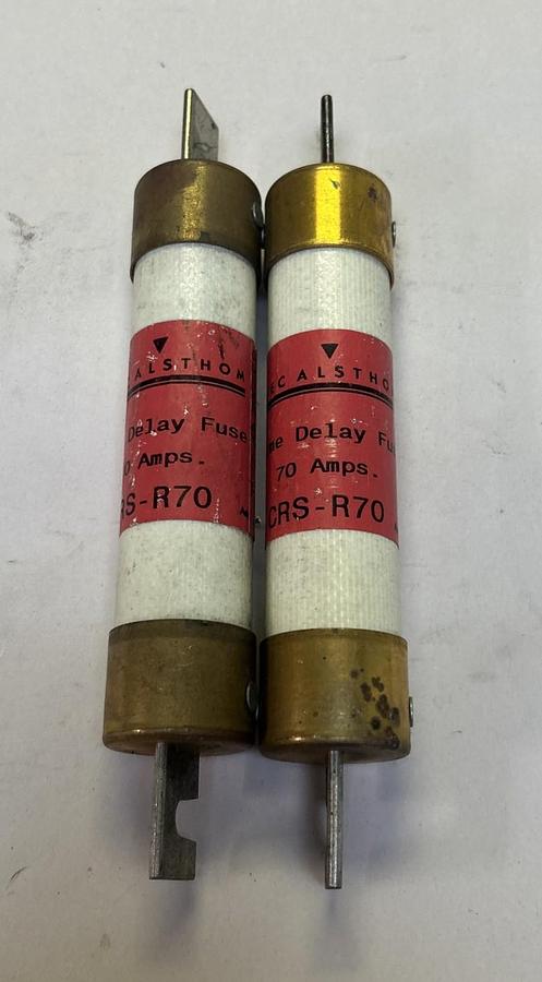 Used GEC ALSTHOM,CRS-R70,TIME DELAY FUSE 70A 600V LOT OF 2