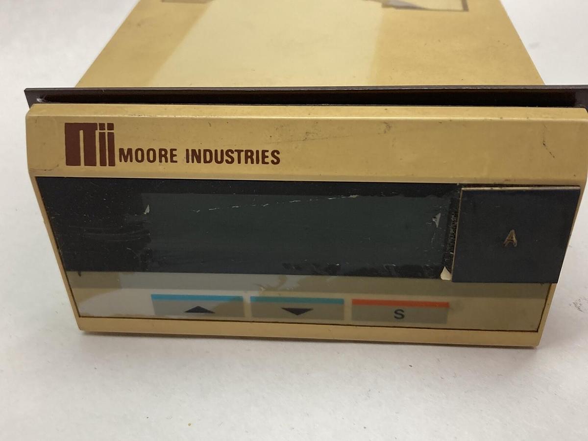 Used Moore Industries,DSM/4-20MA/0-68x100SCFH/117AC/-F,Digital GPM Meter