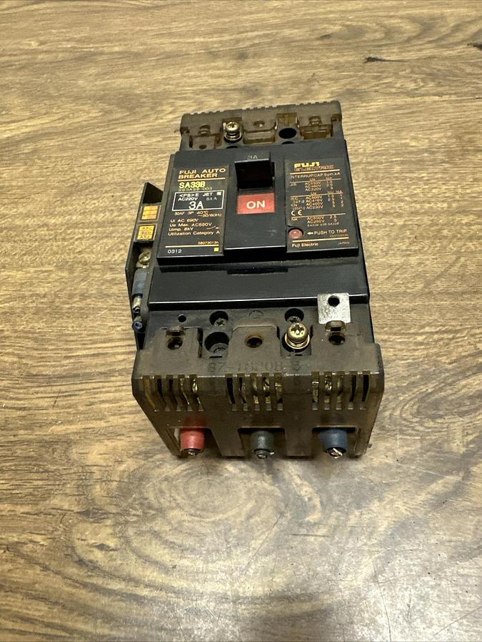 Used Fuji,SA33B,3 Amp Auto Breaker
