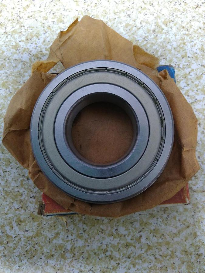 SKF,6207-2ZNRJEM,Deep Groove Ball Bearing NOS