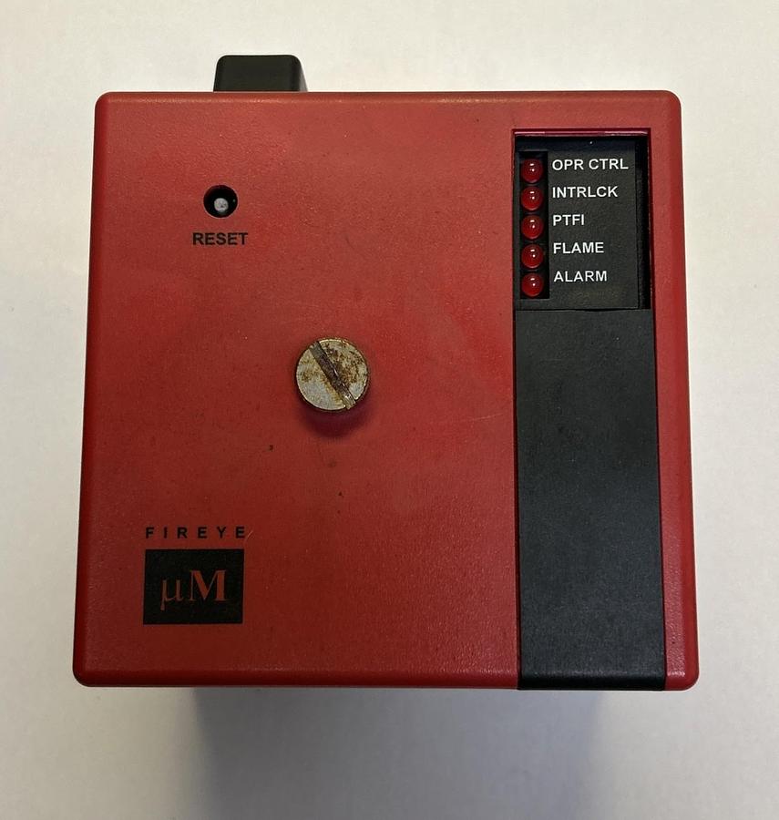 Used HONEYWELL,MEC120D,FLAME SAFETY TIMING MODULE 120V