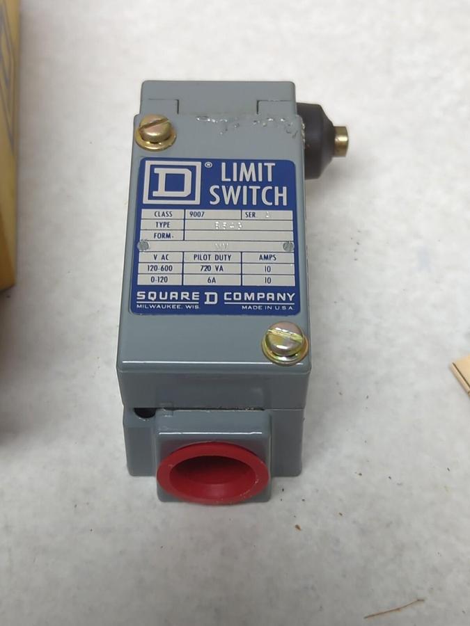 SQUARE D,B54G,TURRET HEAD LIMIT SWITCH SERIES A CLASS 9007 NOS
