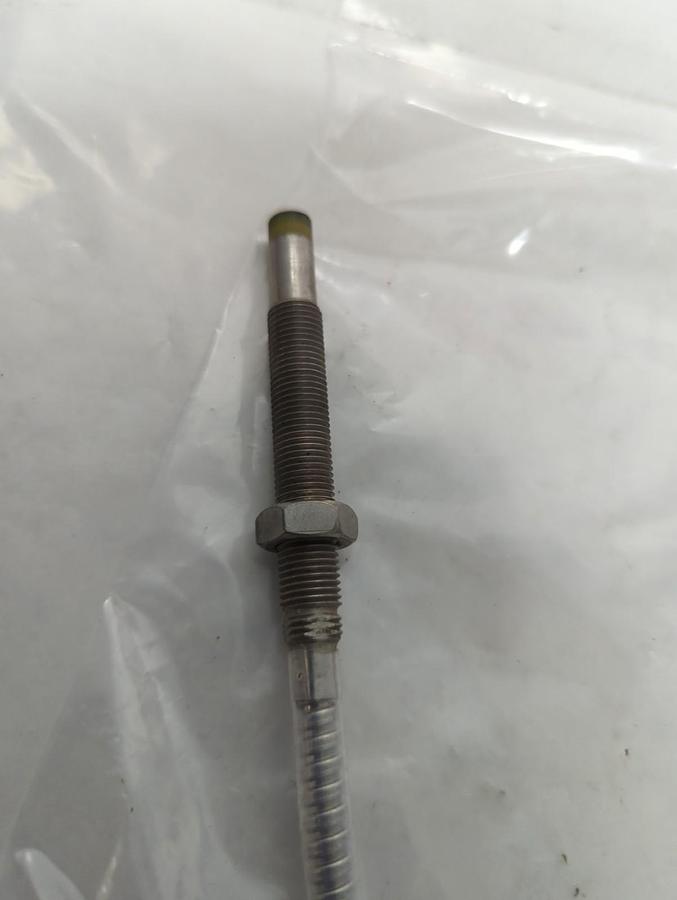 Used BENTLY NEVADA,30001-05-30-18-02,PROXIMITY VIBRATION SENSOR PROBE PRE-OWNED