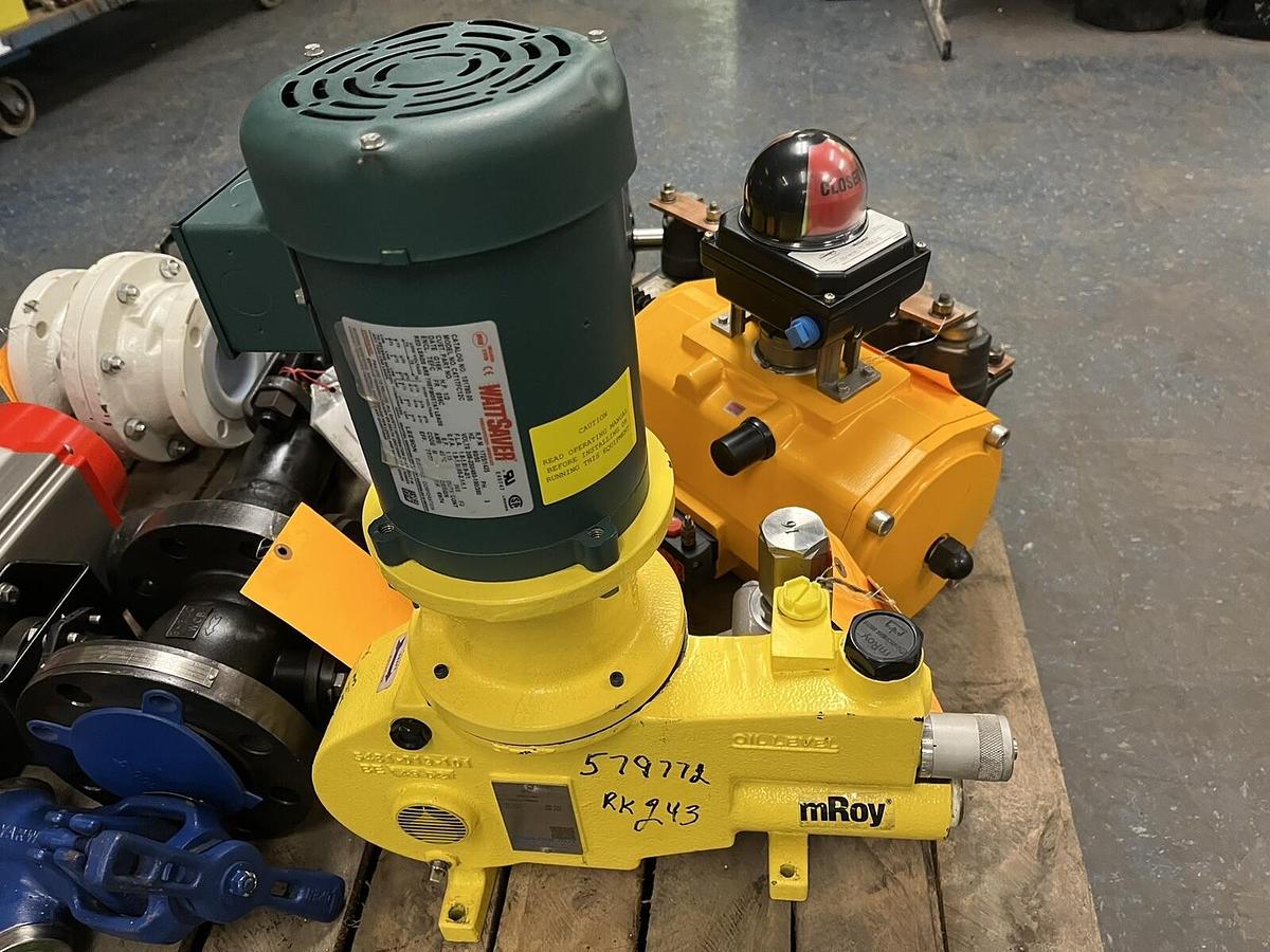 Used MILTON ROY,MRB11R25S5APPNNNNY,METERING PUMP 42(100PSI)/36(400PSI) GPH