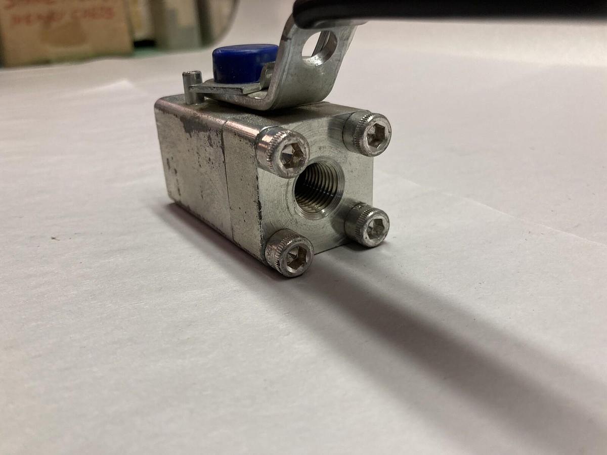 Balon,1 1/4 Inch 3000 WP,Ball Valve