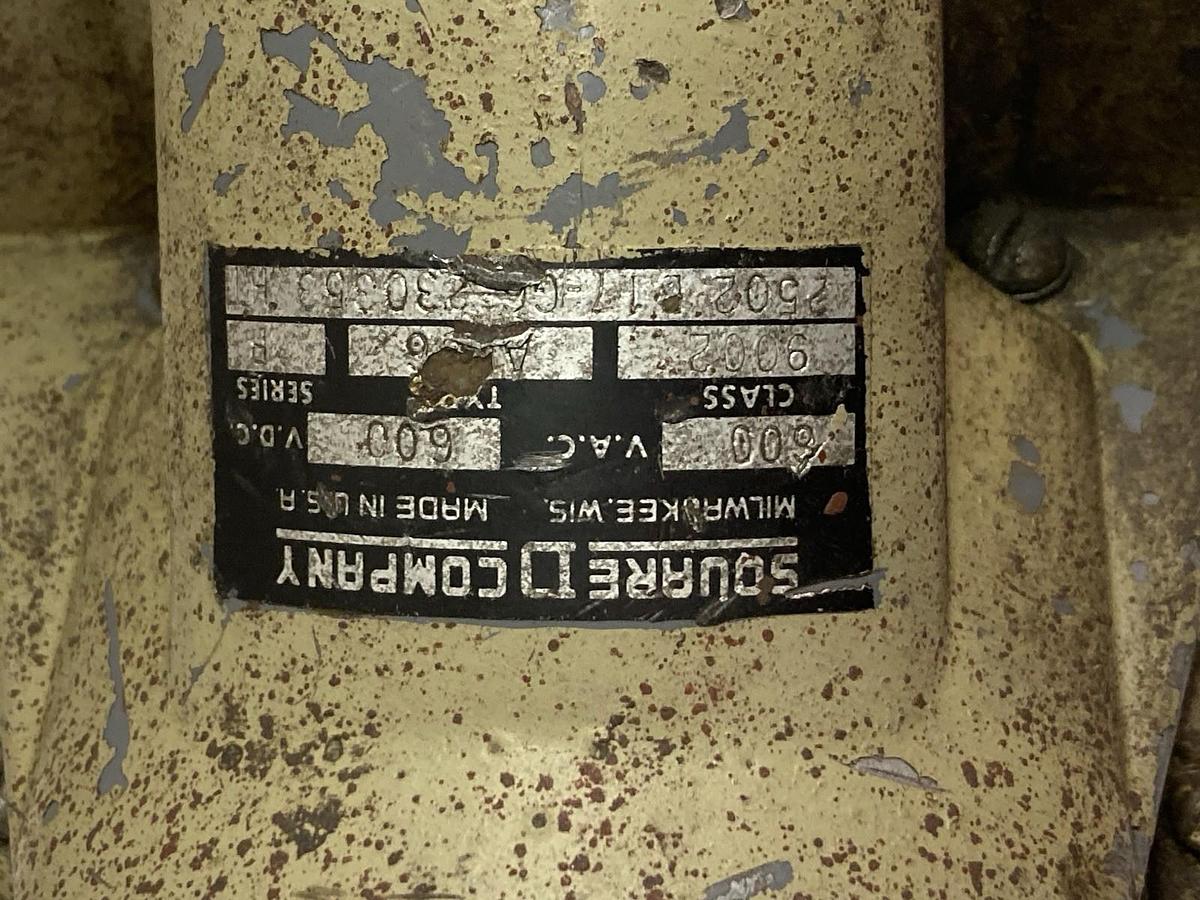 Used Square D,Class 9002,Foot Pedal Operator Switch 115V Ser B