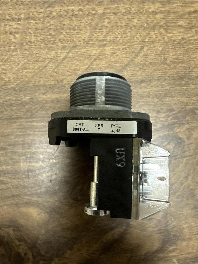 Used Allen Bradley,800T-XA,Push Button and Contact Block